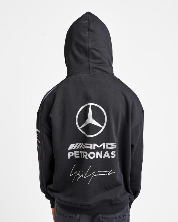 Y-3 x MERCEDES - AMG PETRONAS FORMULA 1 TEAM HOODIE | KR2392